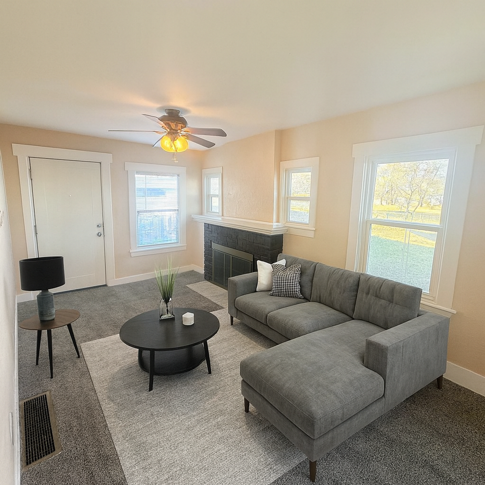 2216 N Oak St - Photo 6 of 15