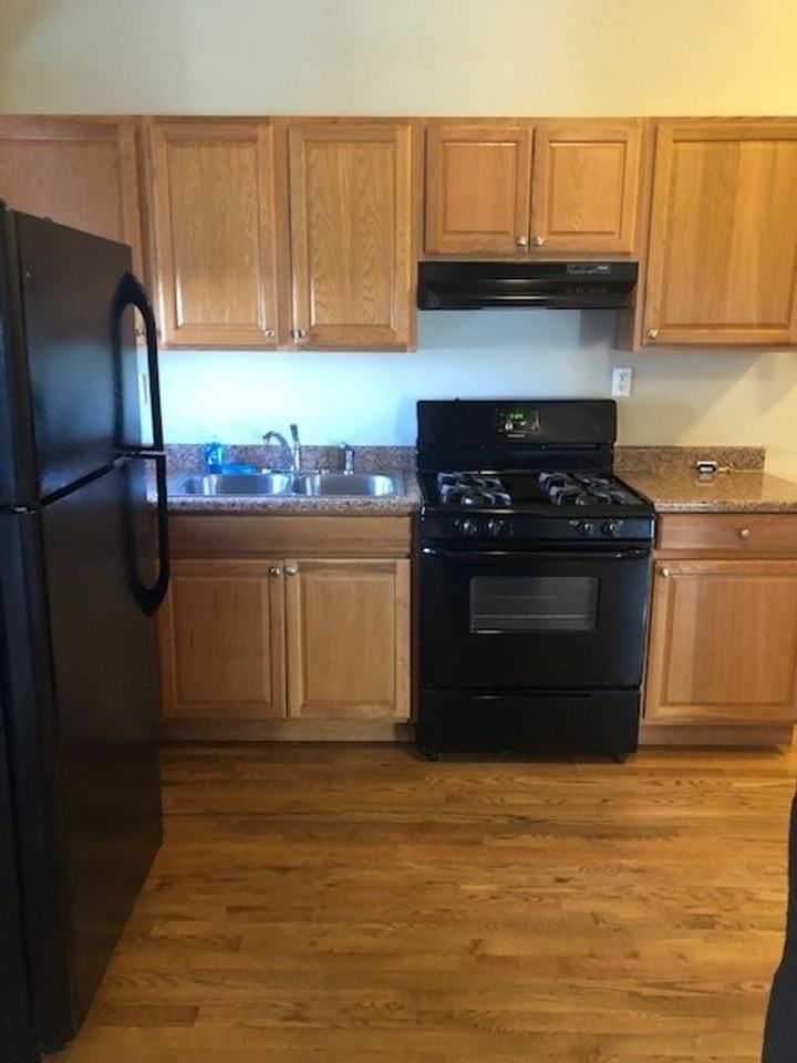 Mahal Holdings, LLC - Photo 3 of 17