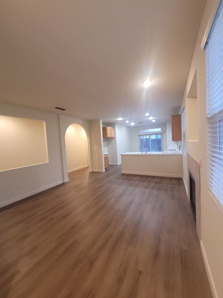 5319 Dunlay Dr - Photo 6 of 23