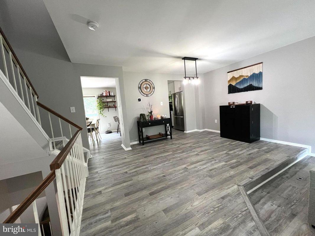 44102 Gala Circle - Photo 3 of 36