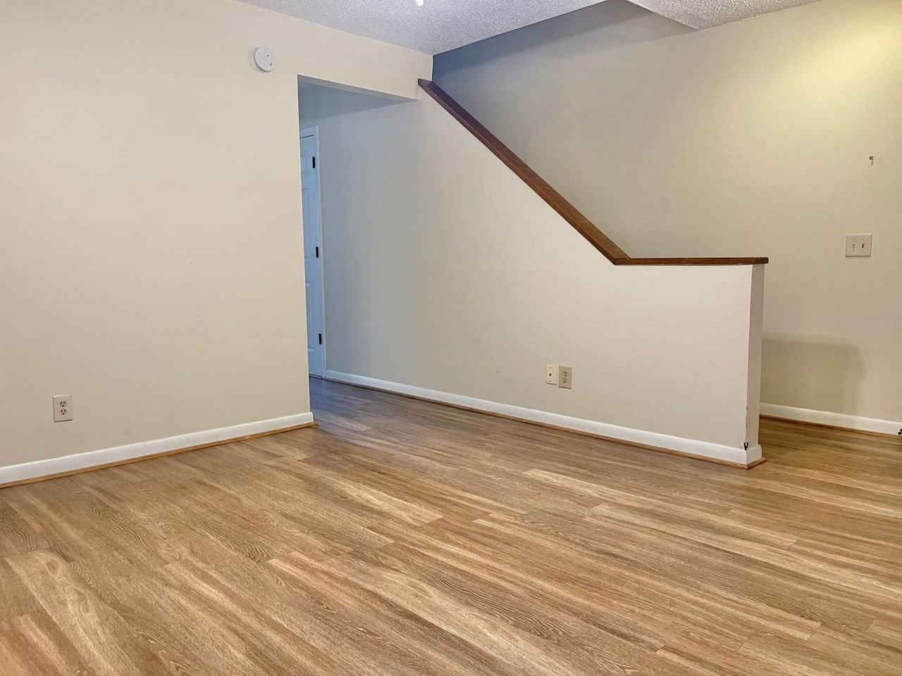 Auburn Avenue - Photo 5 of 12