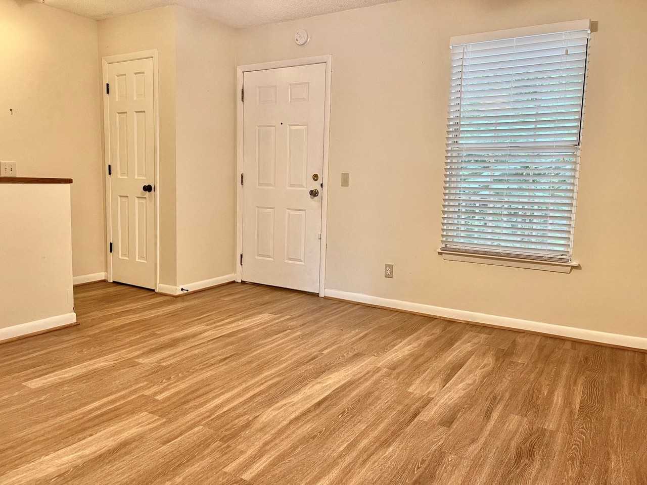 Lakewood Pl - Photo 3 of 12
