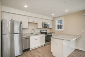 featured image of 7 Merrill Dr