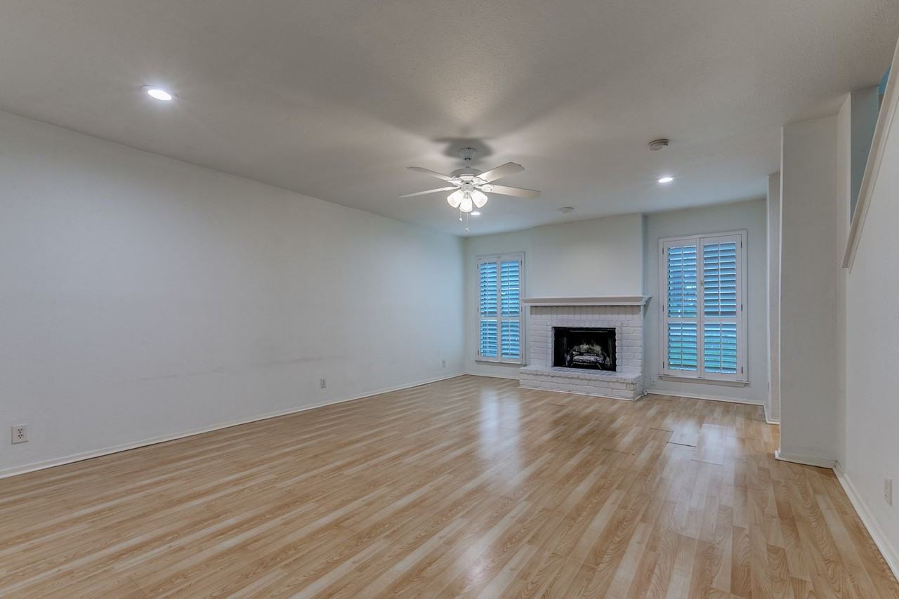 8123 Scottshill - Photo 2 of 25