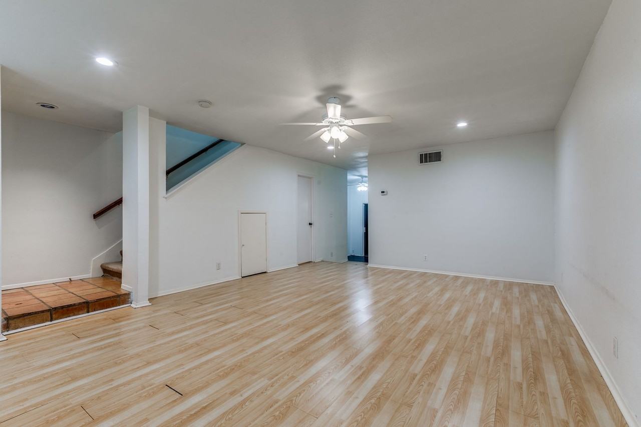 8123 Scottshill - Photo 5 of 25