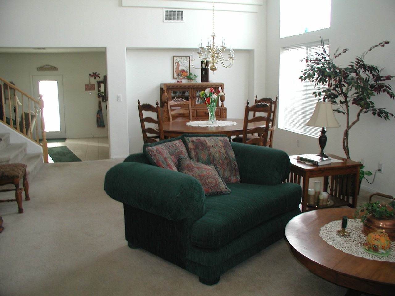 265 Prudence Ct - Photo 2 of 10