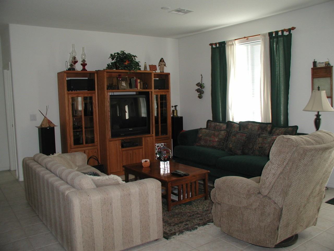 265 Prudence Ct - Photo 5 of 10