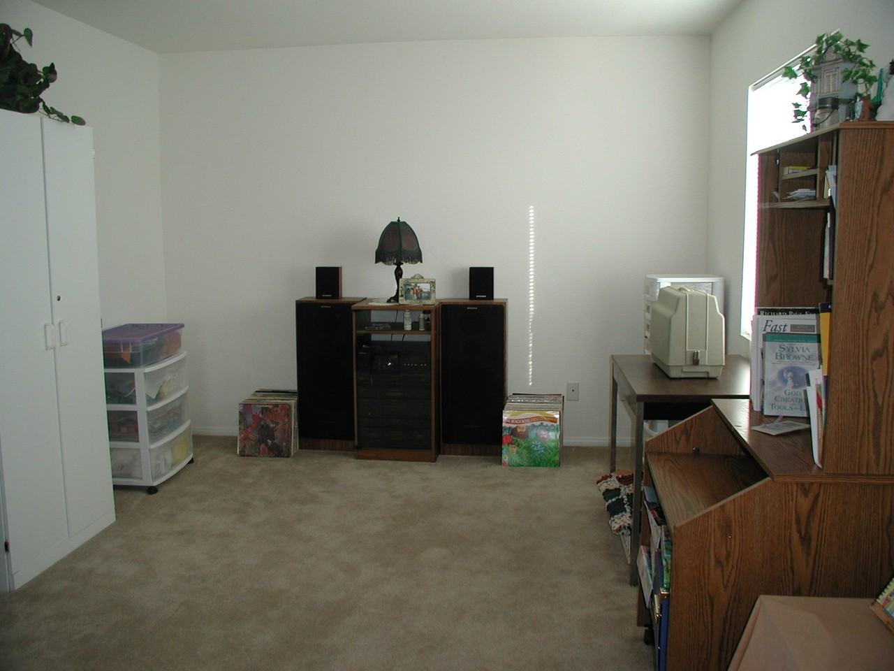 265 Prudence Ct - Photo 7 of 10