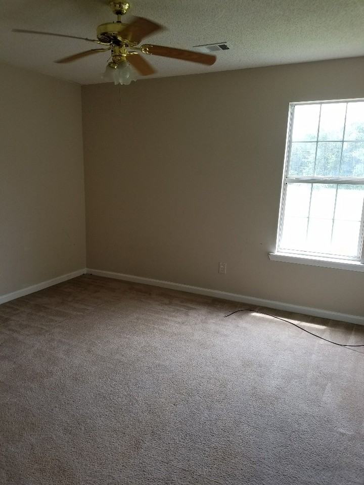 707 Macey Street - Photo 4 of 8