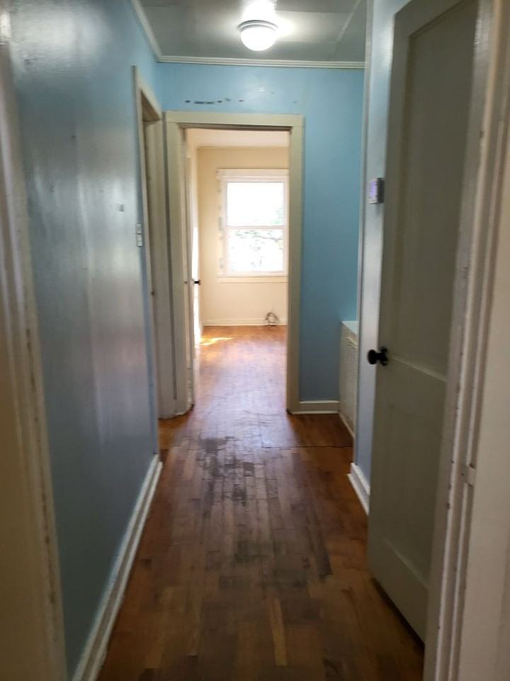 1106 Barton Drive - Photo 4 of 7