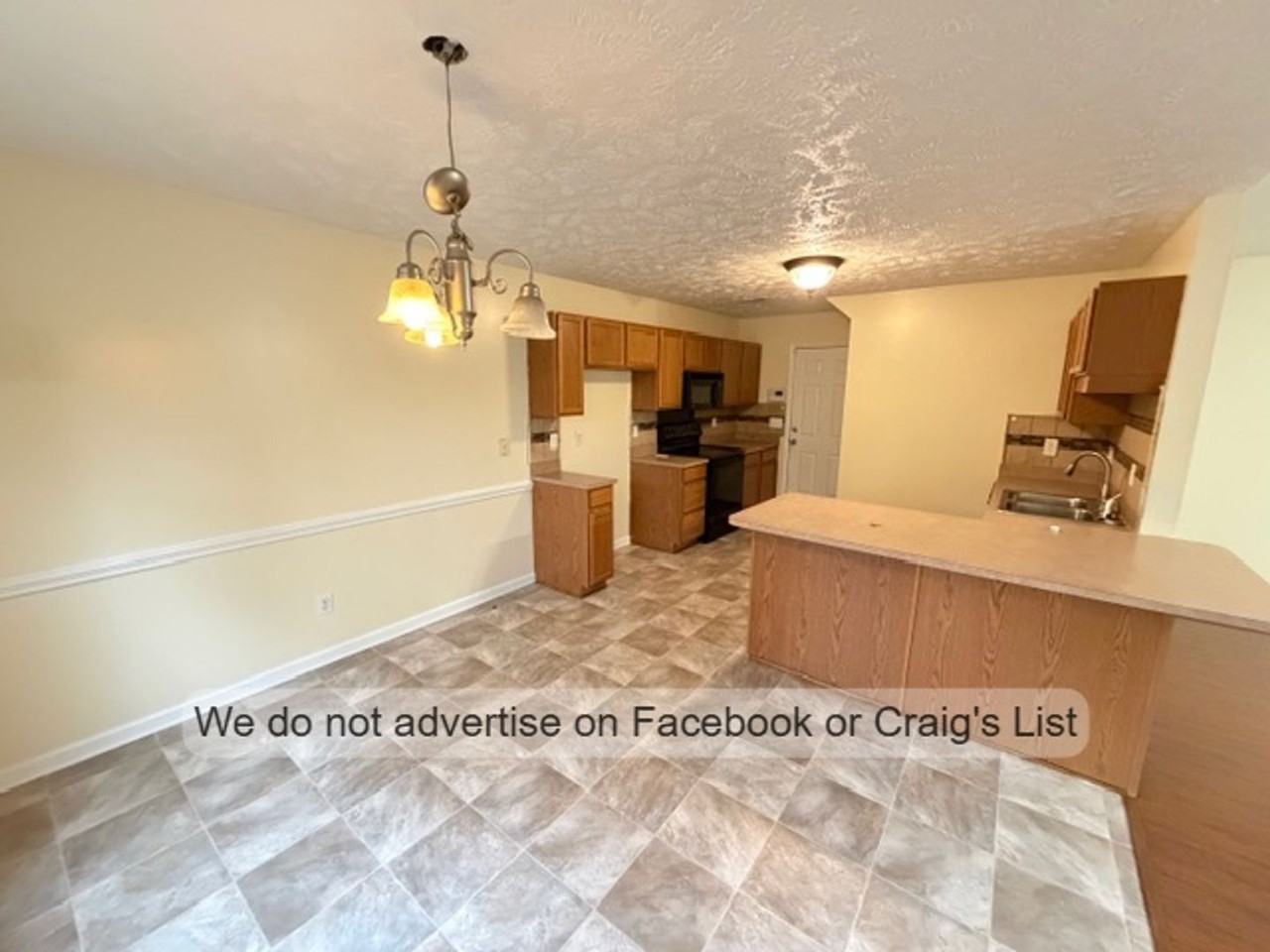 1405 Middlesbrough Dr - Photo 3 of 13