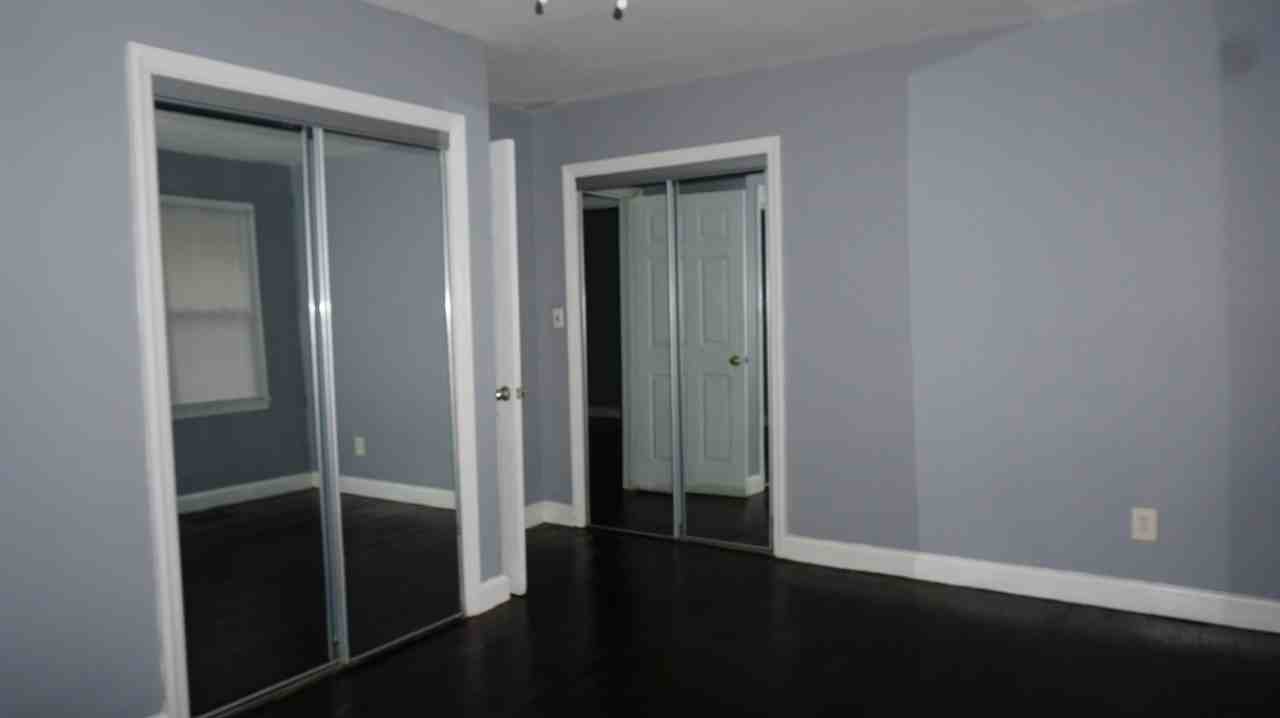 2064 Seneca Dr - Photo 7 of 20