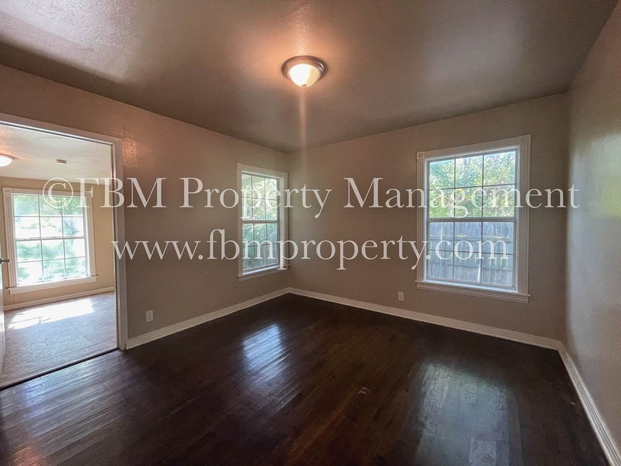 802 Dunn St - Photo 7 of 15