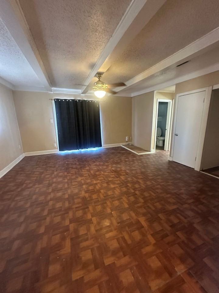 1907 South Seminole Street - Photo 5 of 9