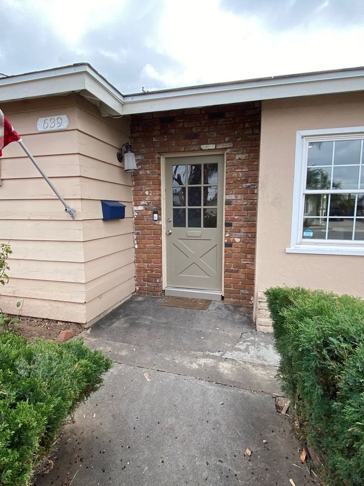 639 Galena St - Photo 3 of 31