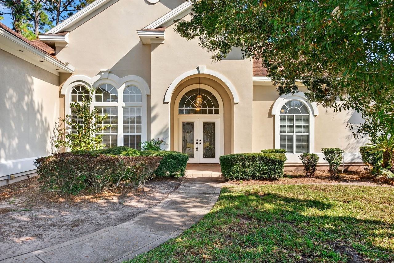 577 Hunters Grove Court - Photo 5 of 40