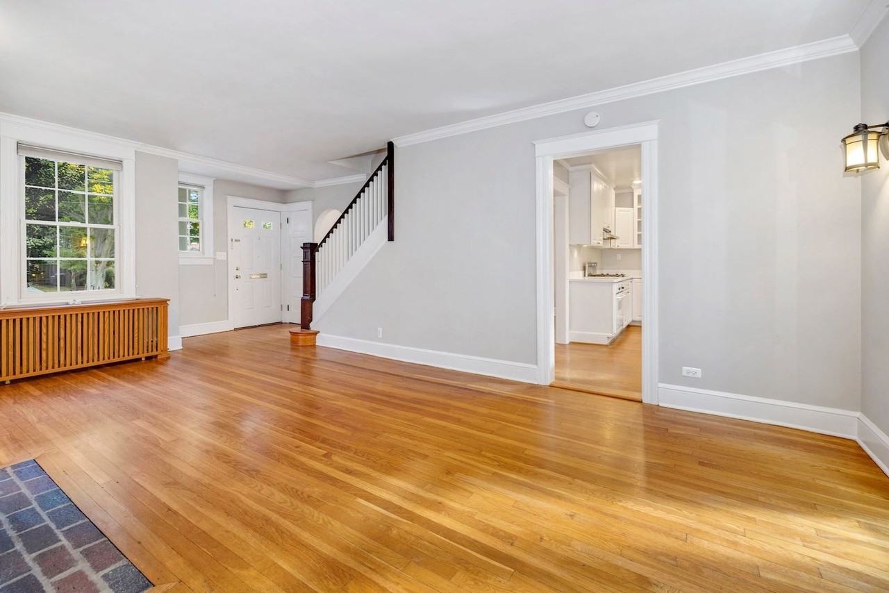 8020 Park Ln - Photo 3 of 49