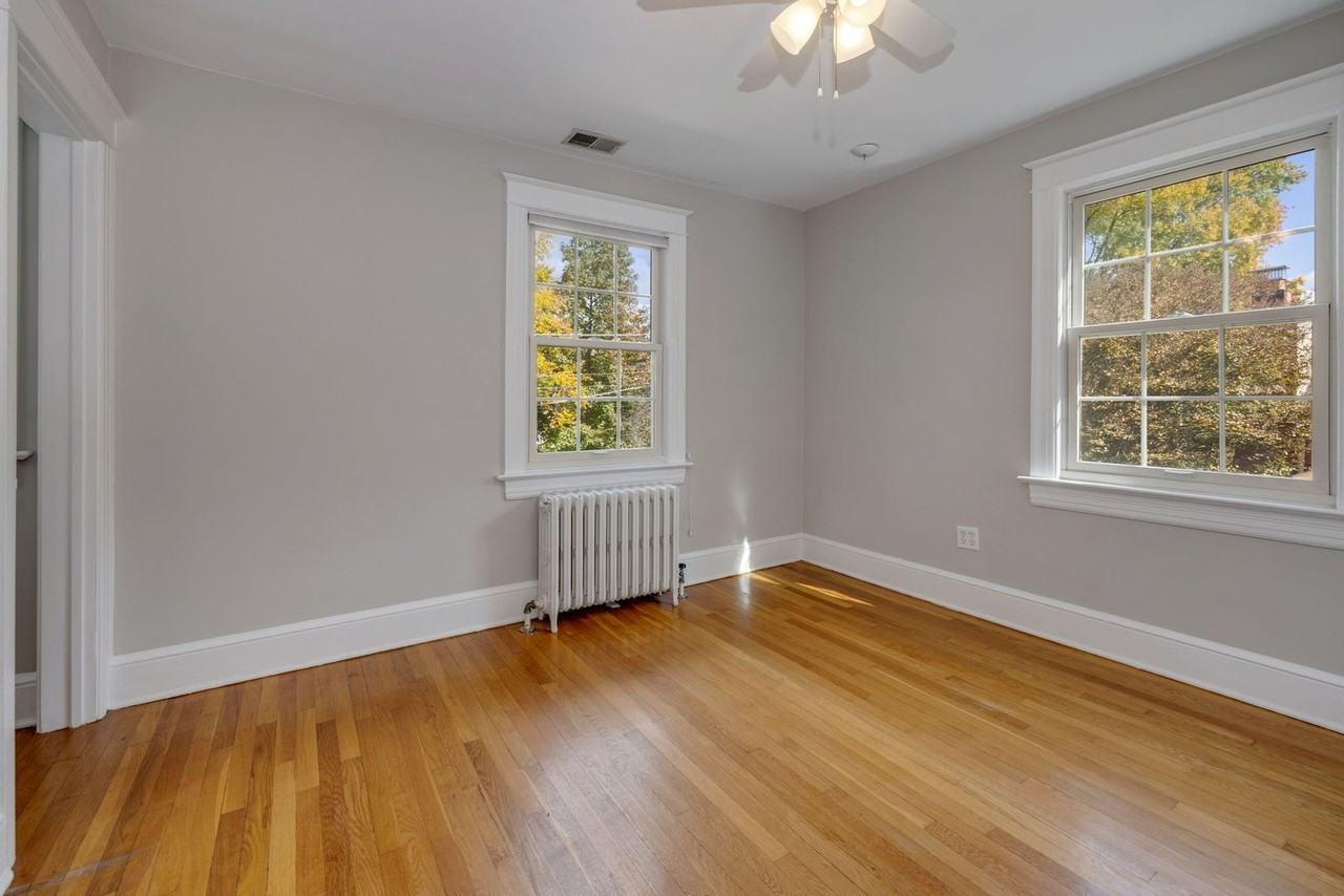 8020 Park Ln - Photo 5 of 49