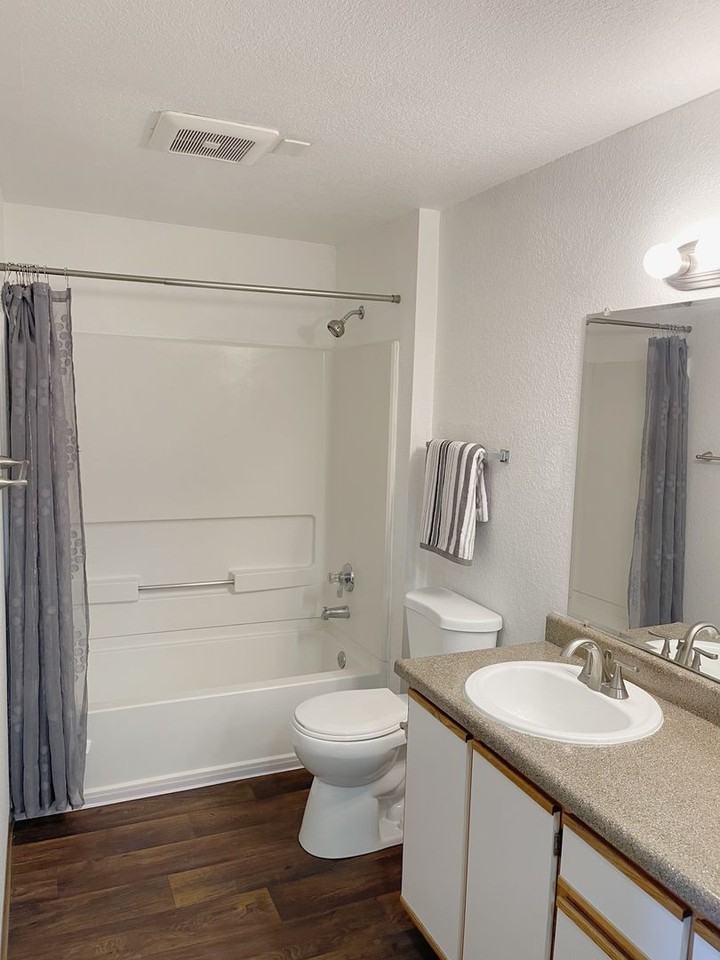 15370 Bangy Rd - Photo 4 of 15