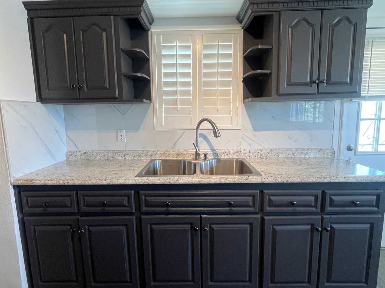 1441 Mary Lou St - Photo 5 of 17