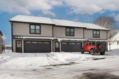 300 Northeast Crossing - Photo 1 of 1