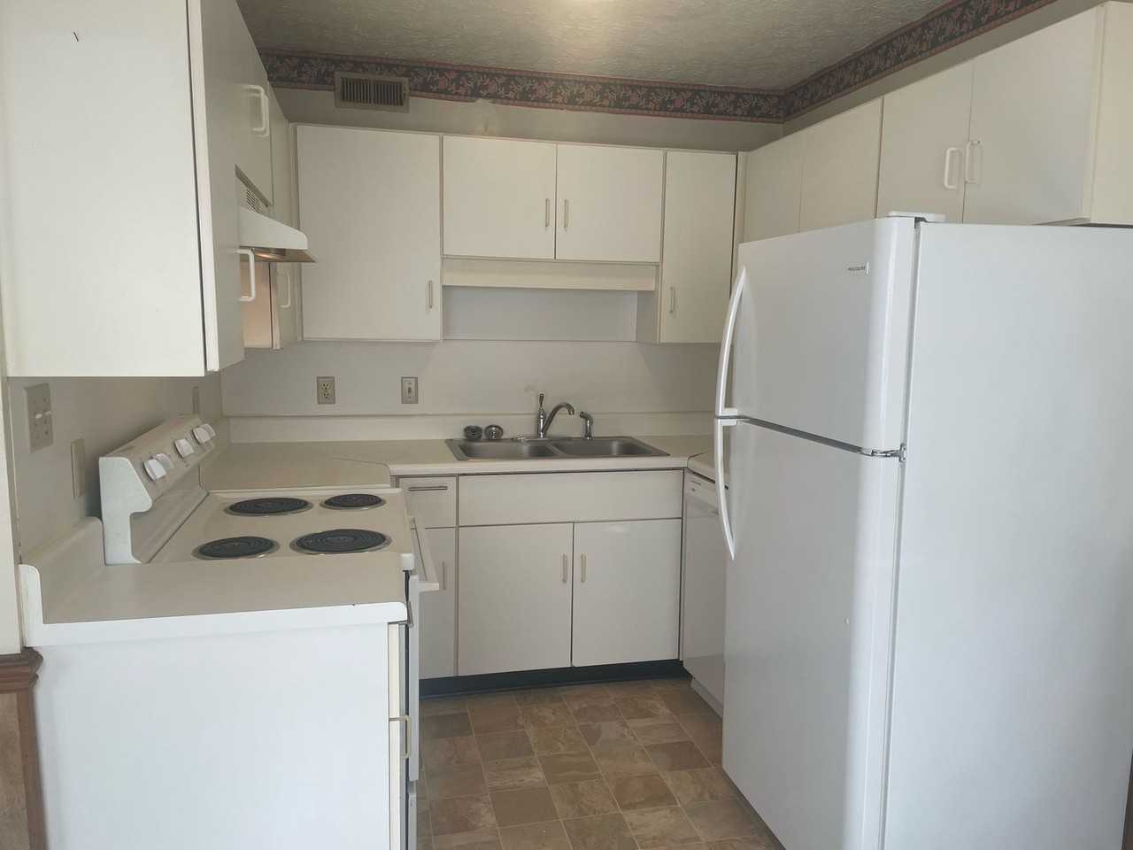 Airside Apartments - Photo 2 of 13