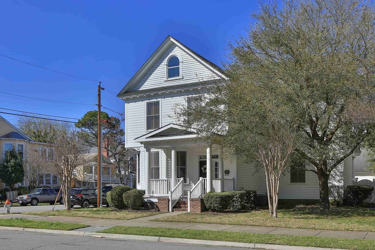 1010 Naval Avenue - Photo 3 of 27