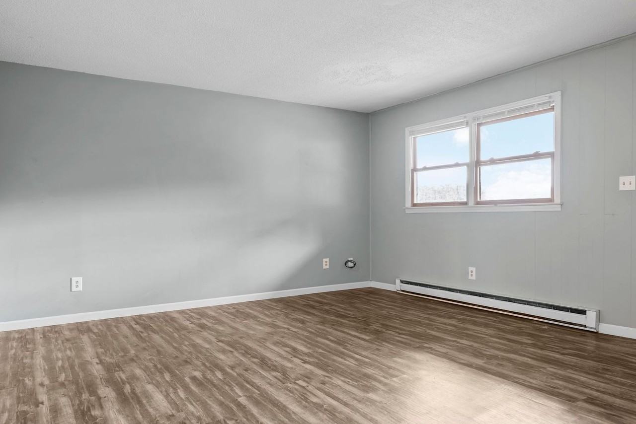 134 Mac Street - Photo 4 of 14