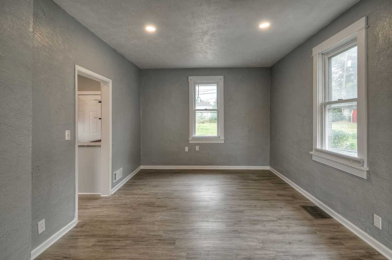 3940 Arbor St - Photo 5 of 25