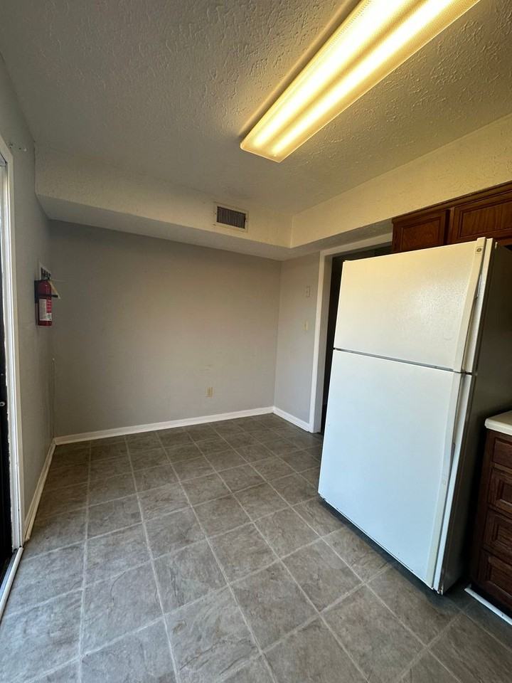 1035 Kendrick Creek Road - Photo 7 of 16