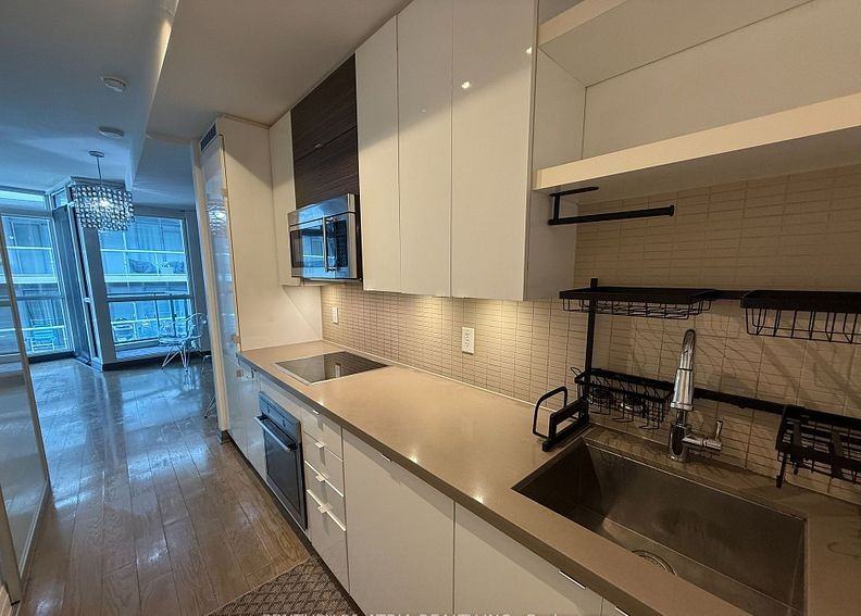 60 Annie Craig Drive - Photo 5 of 7