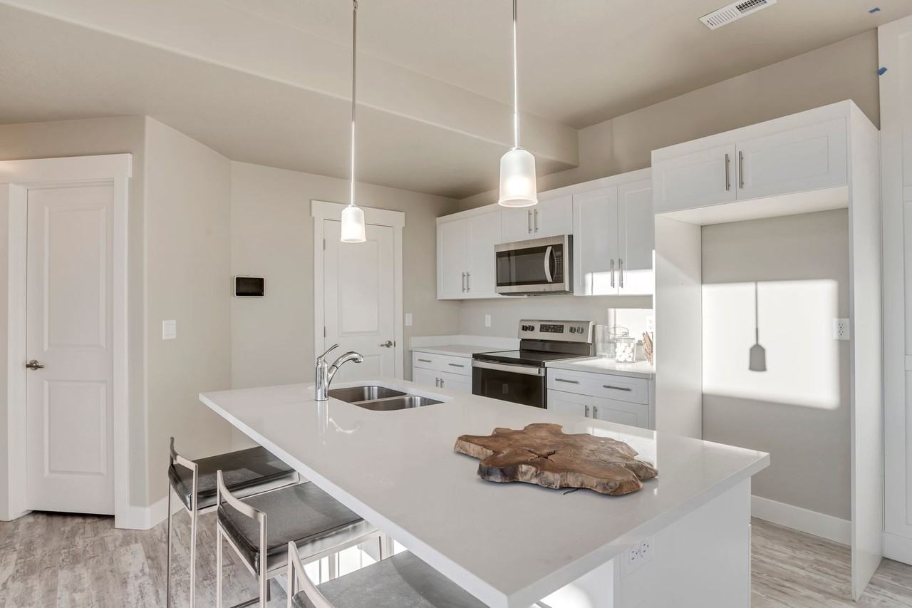 1951 S 1120 W - Photo 5 of 20