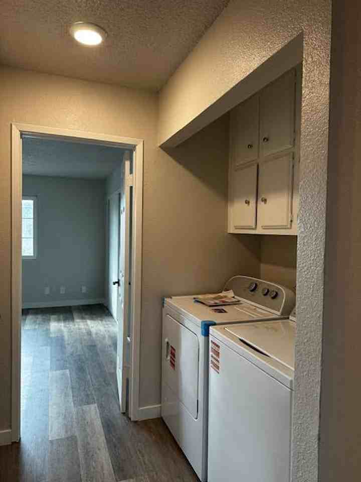 509 E Central Ave - Photo 7 of 8