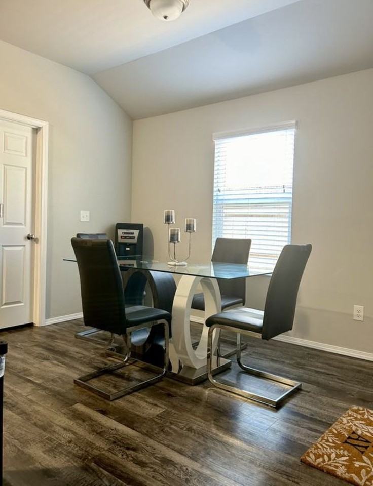 9425 Sw 37th St - Photo 7 of 15