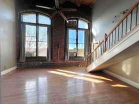 201 S Hoskins Rd - Photo 1 of 1