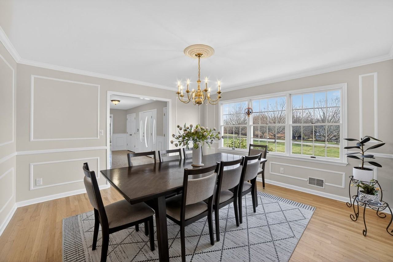 7 Sun Valley Way - Photo 5 of 22