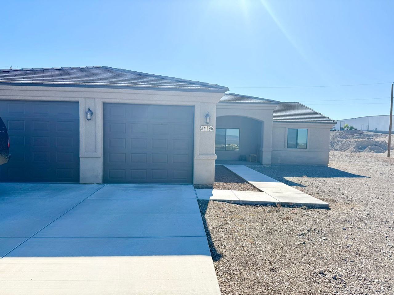 4196 E Jordan Dr - Photo 2 of 25