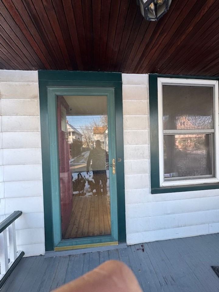 4115 Woburn Ave - Photo 3 of 34