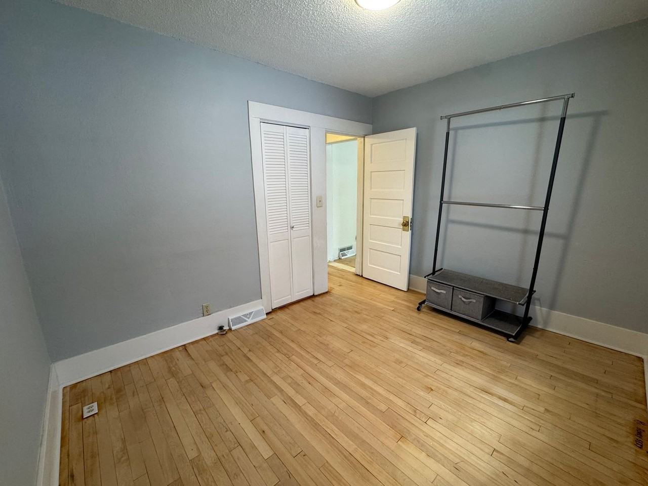 609 North 13th Street - Photo 6 of 24