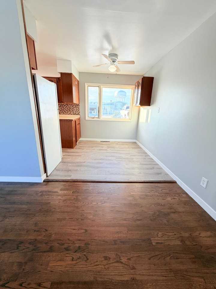 821 47th Street South - Photo 4 of 16