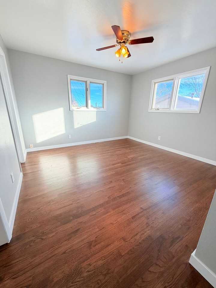 821 47th Street South - Photo 7 of 16