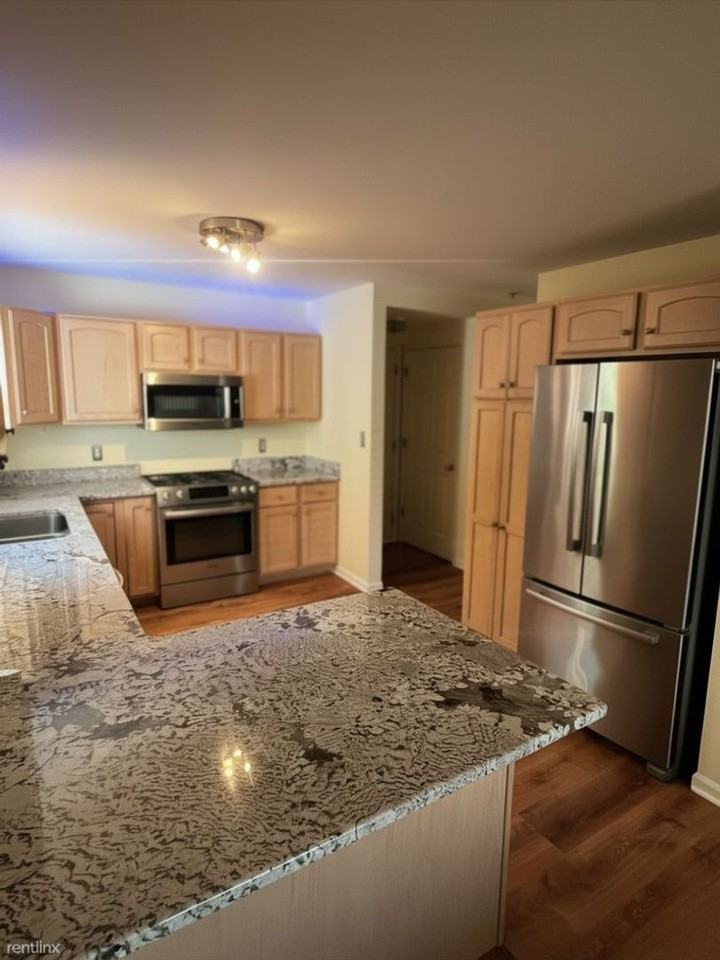 9092 Posey Dr - Photo 2 of 14