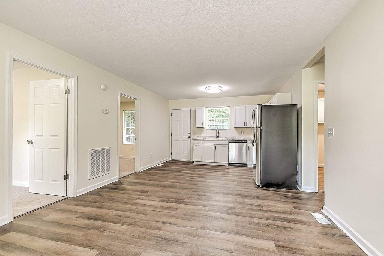 117 Maverick Road - Photo 3 of 28