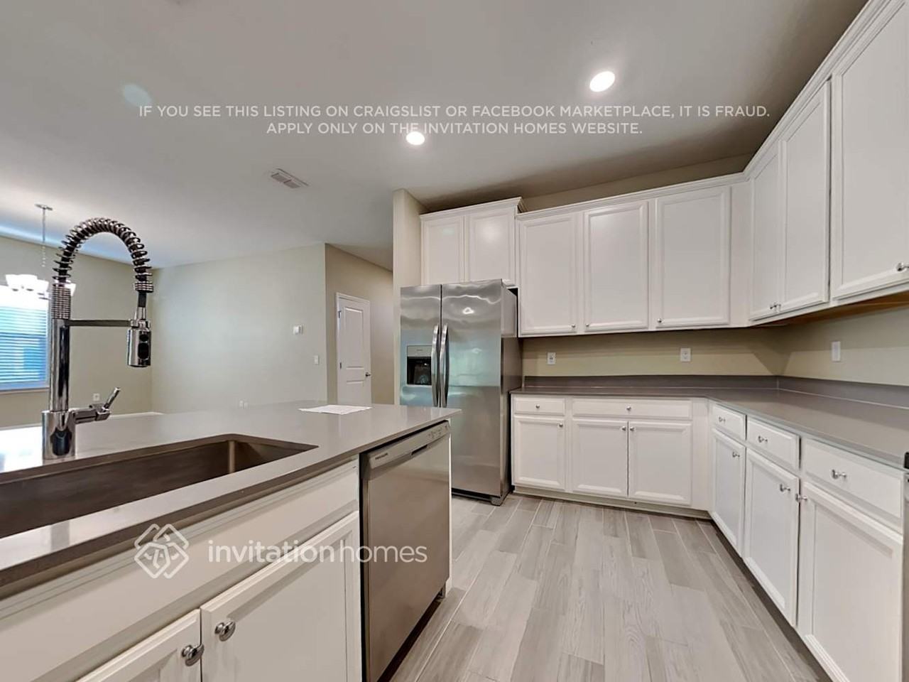 9902 Lemon Grass Lane - Photo 6 of 24