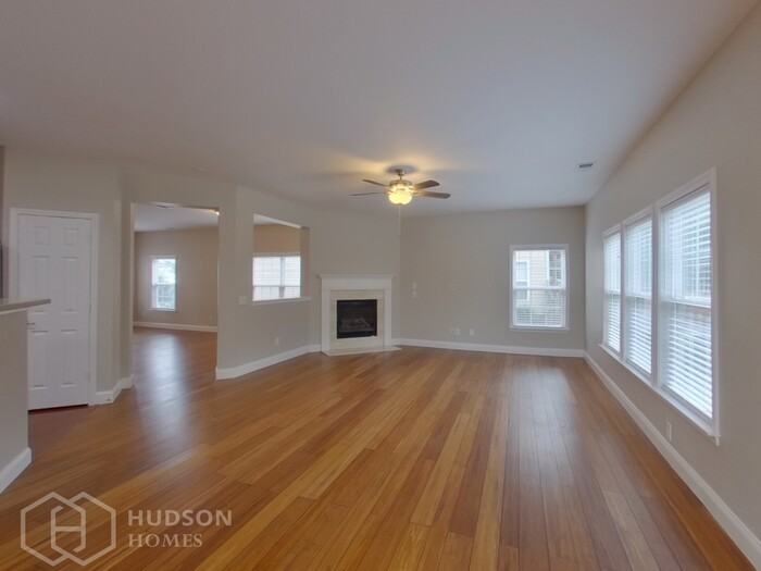 13527 Pontchatrain Avenue - Photo 4 of 9