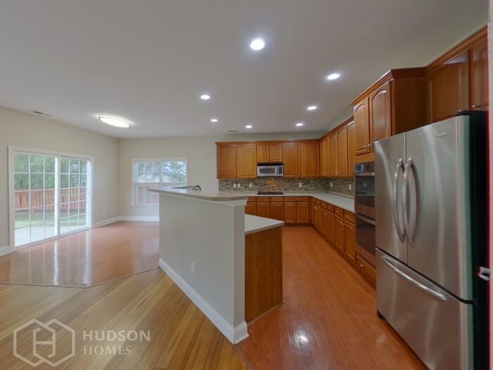 13527 Pontchatrain Avenue - Photo 5 of 9