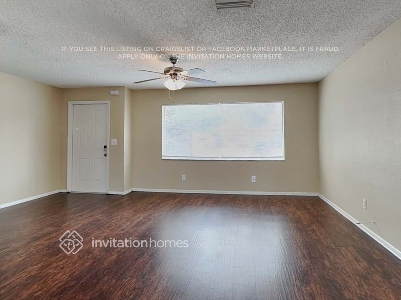 1752 Thames Street - Photo 3 of 20