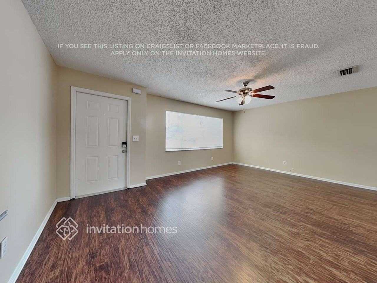 1752 Thames Street - Photo 6 of 20