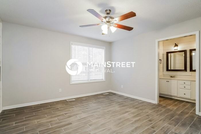 241 Sommerset Dr - Photo 7 of 16