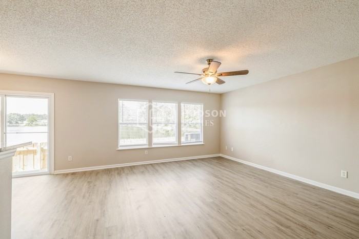 9609 Hazel Lake Dr - Photo 7 of 26